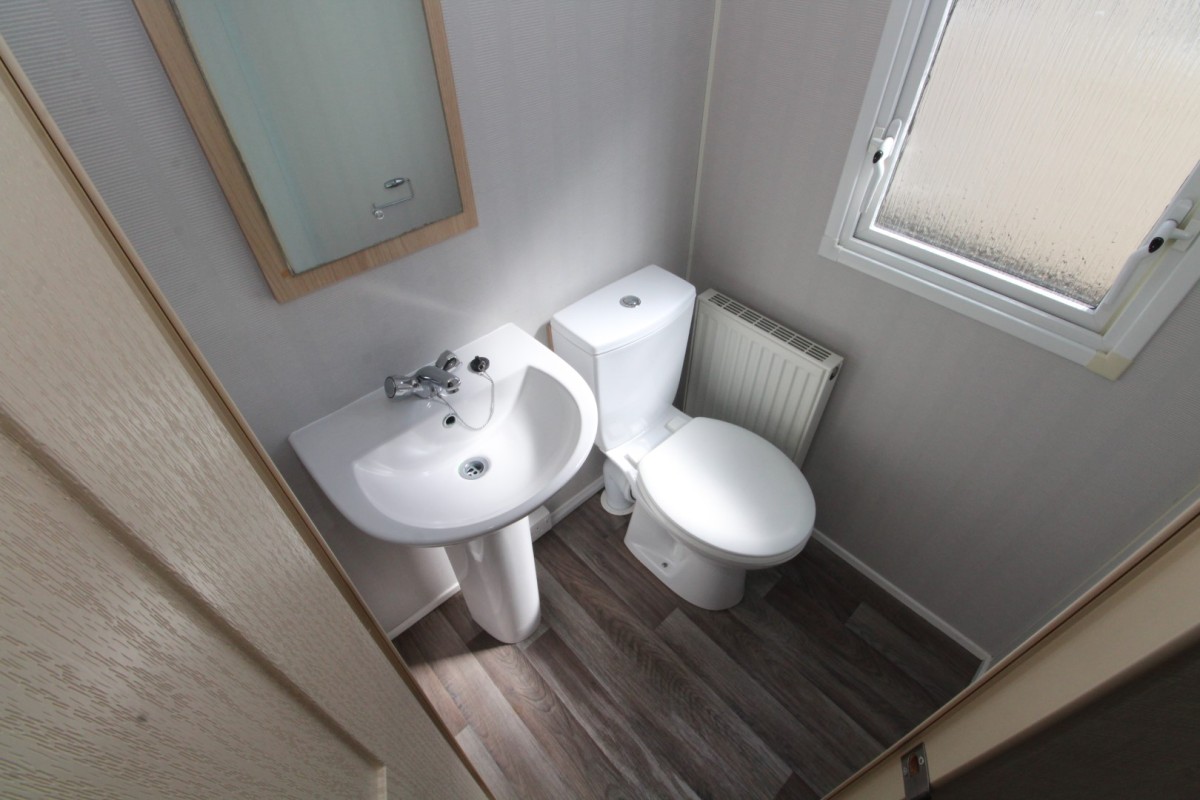 toilet and basin in the Willerby Sierra 2013