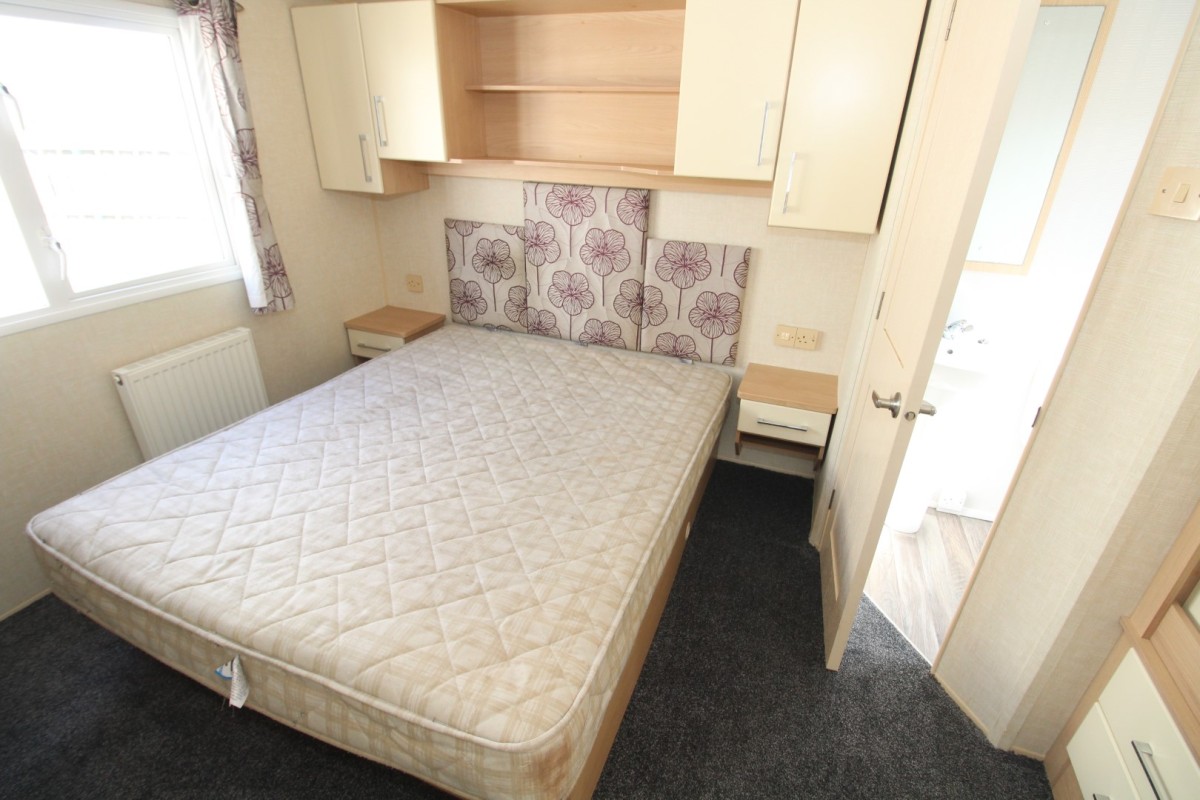 double bedroom in the Willerby Sierra 2013