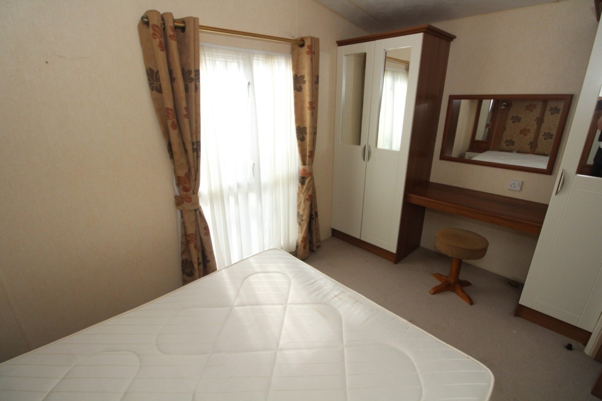 wardrobe in the double bedroom