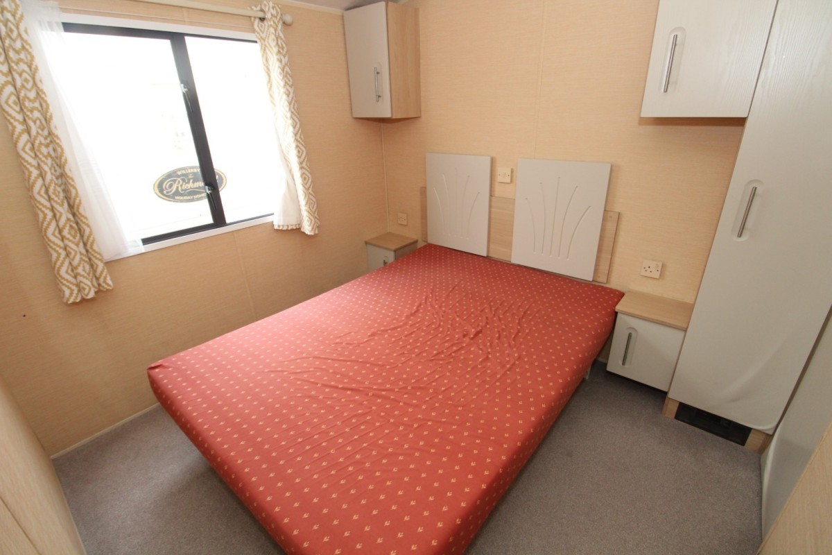2010 Willerby Westmorland double bedroom