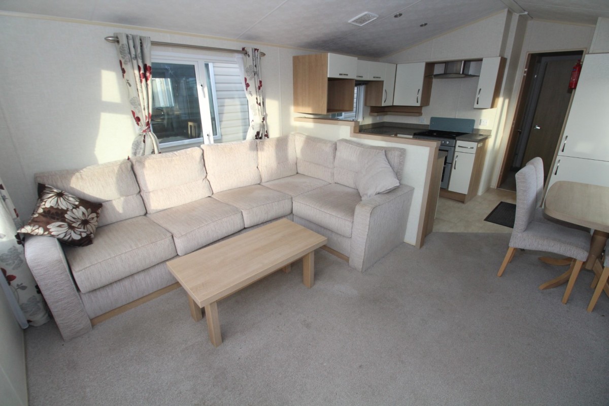 2013 Willerby Avonmore lounge with sofas