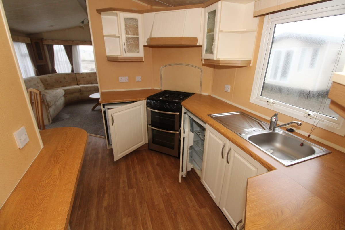 2006 BK Caprice kitchen with cupboards