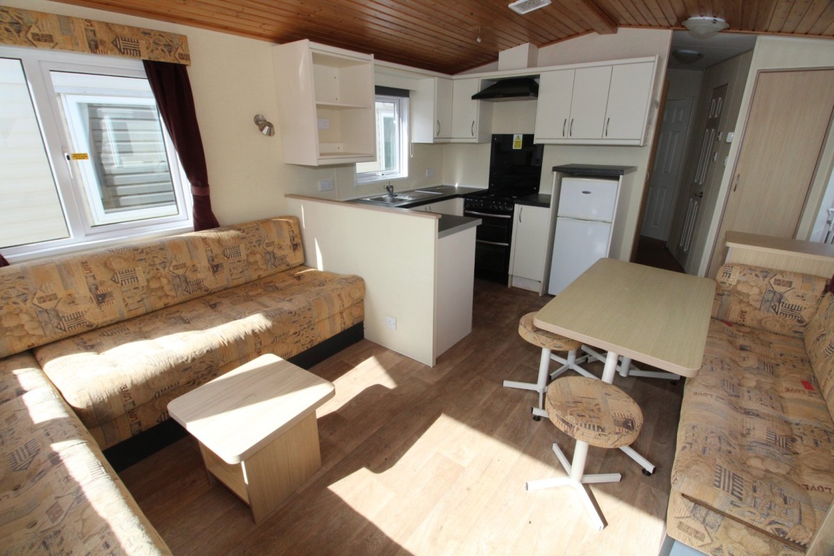 2012 Regal Lodge lounge to kitchen
