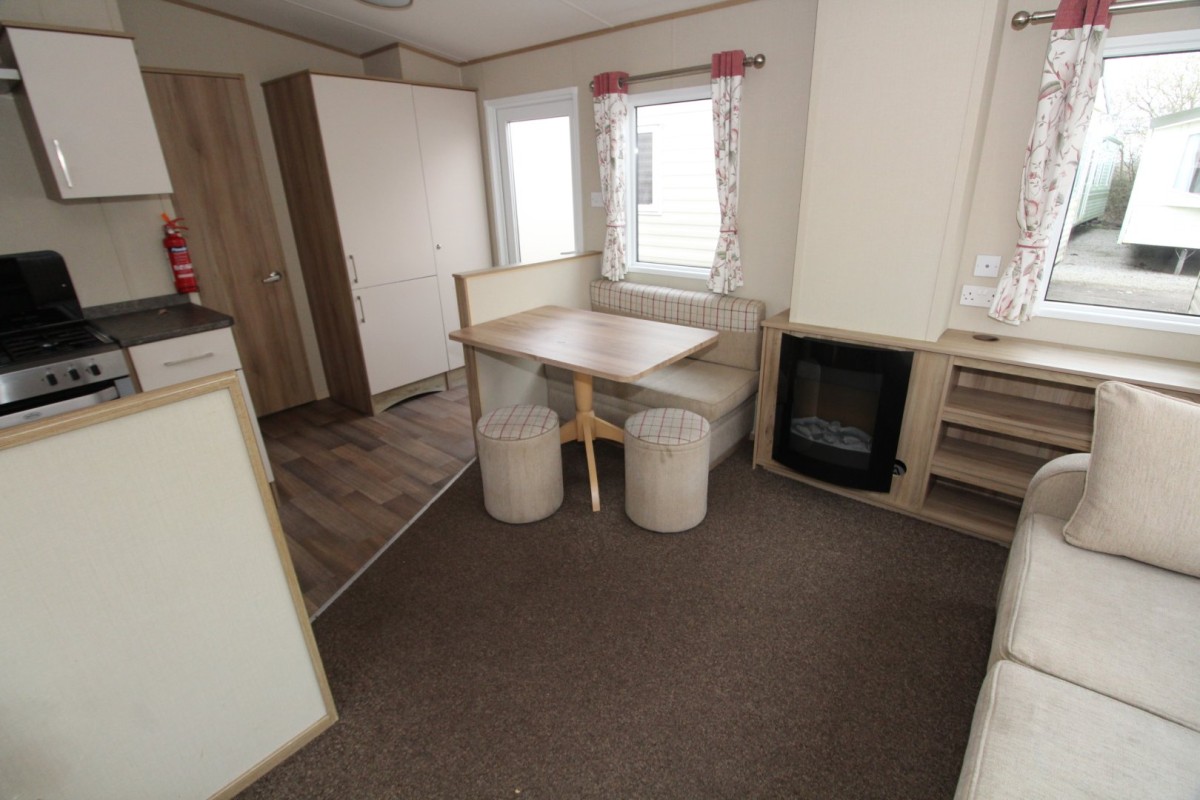 dining area in the 2016 ABI Oakley