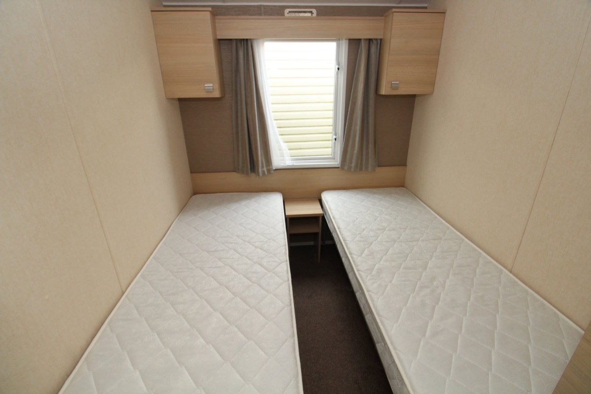 2013 Atlas Florida twin bedroom