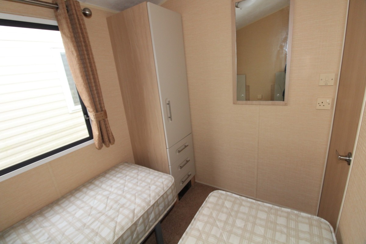 second view of the twin bedroom