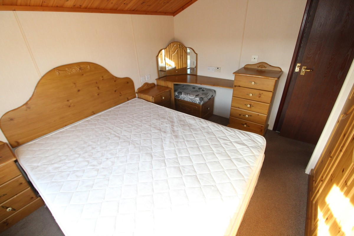 second view of the double bedroom