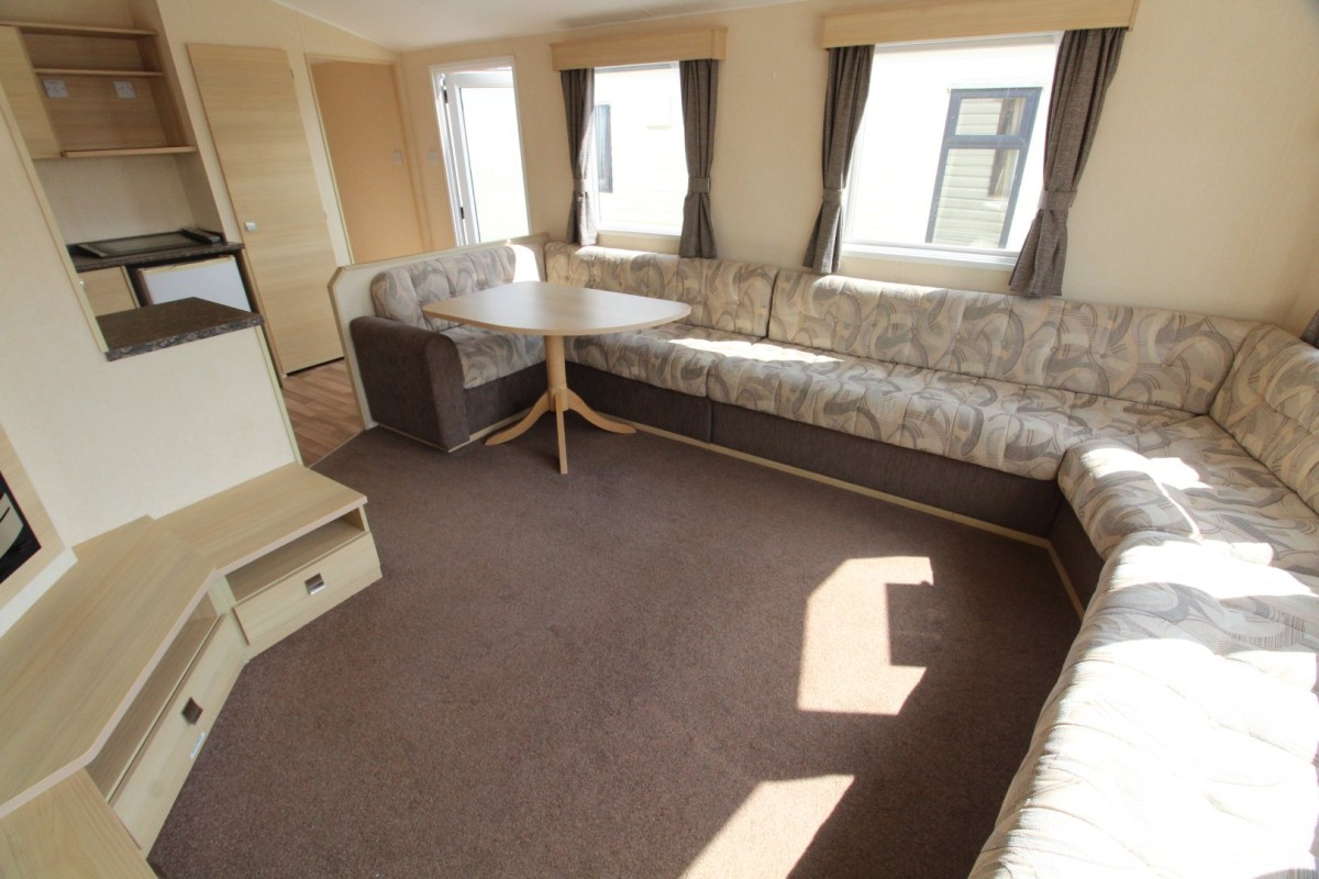 u shaped lounge in the 2014 Atlas Everglade