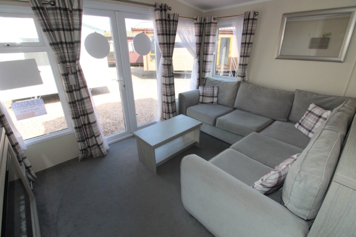 2017 Regal Elegance lounge with patio doors