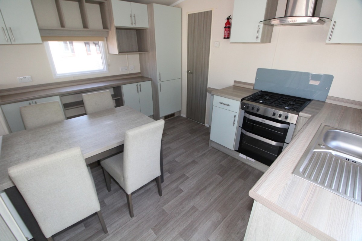 dining room by kitchen in the 2017 Regal Elegance