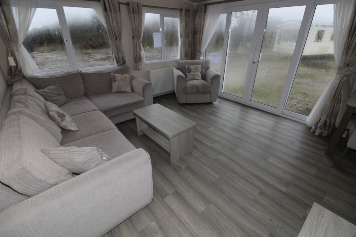 2017 Regal Kensington lounge area to front doors