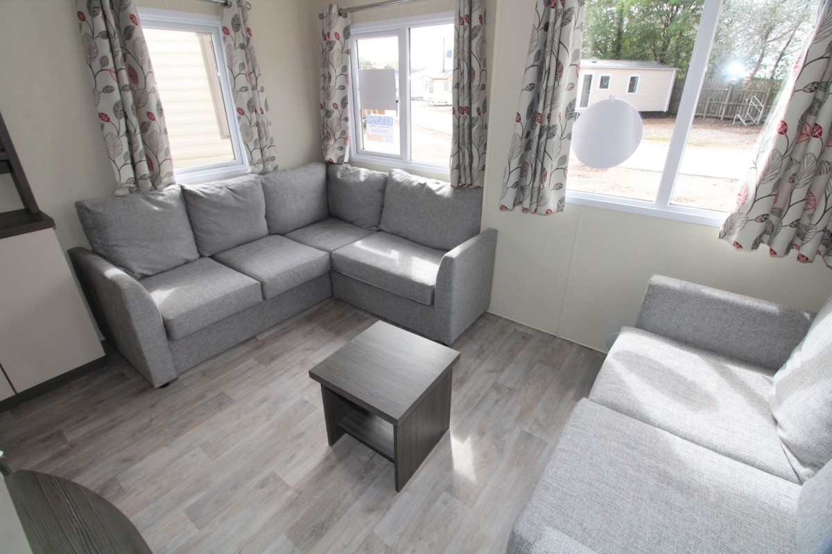 corner sofas in the 2015 Regal Henley