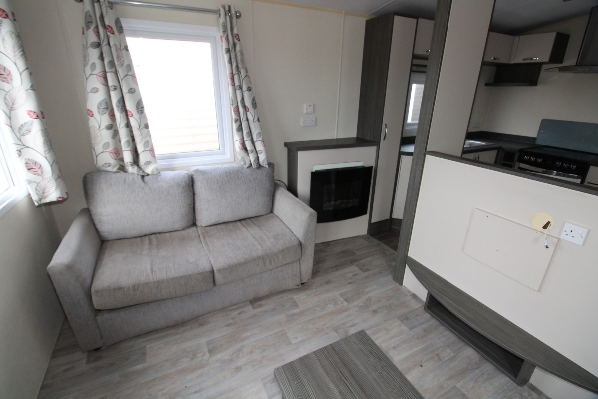 2015 Regal Henley open plan living space