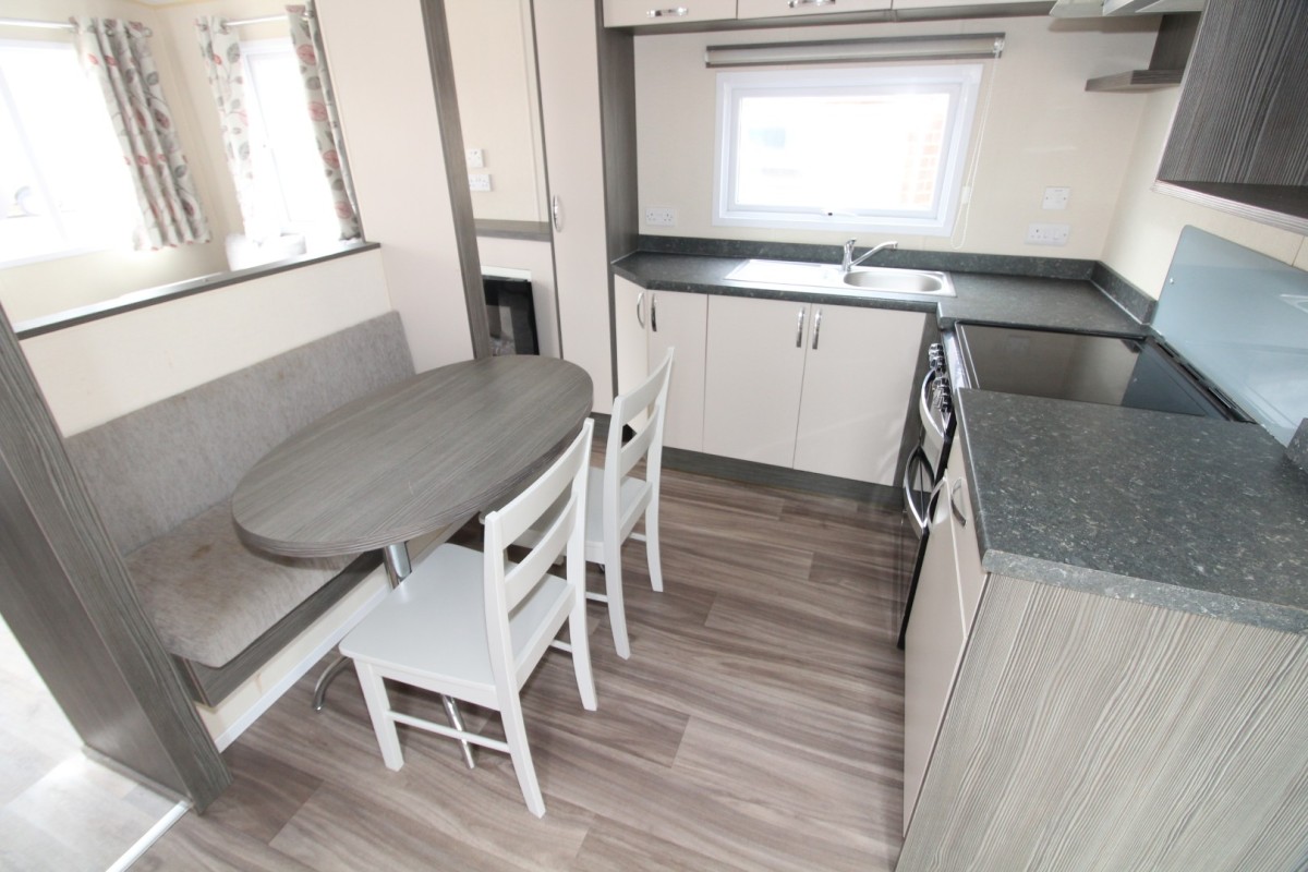  dining area in the 2015 Regal Henley