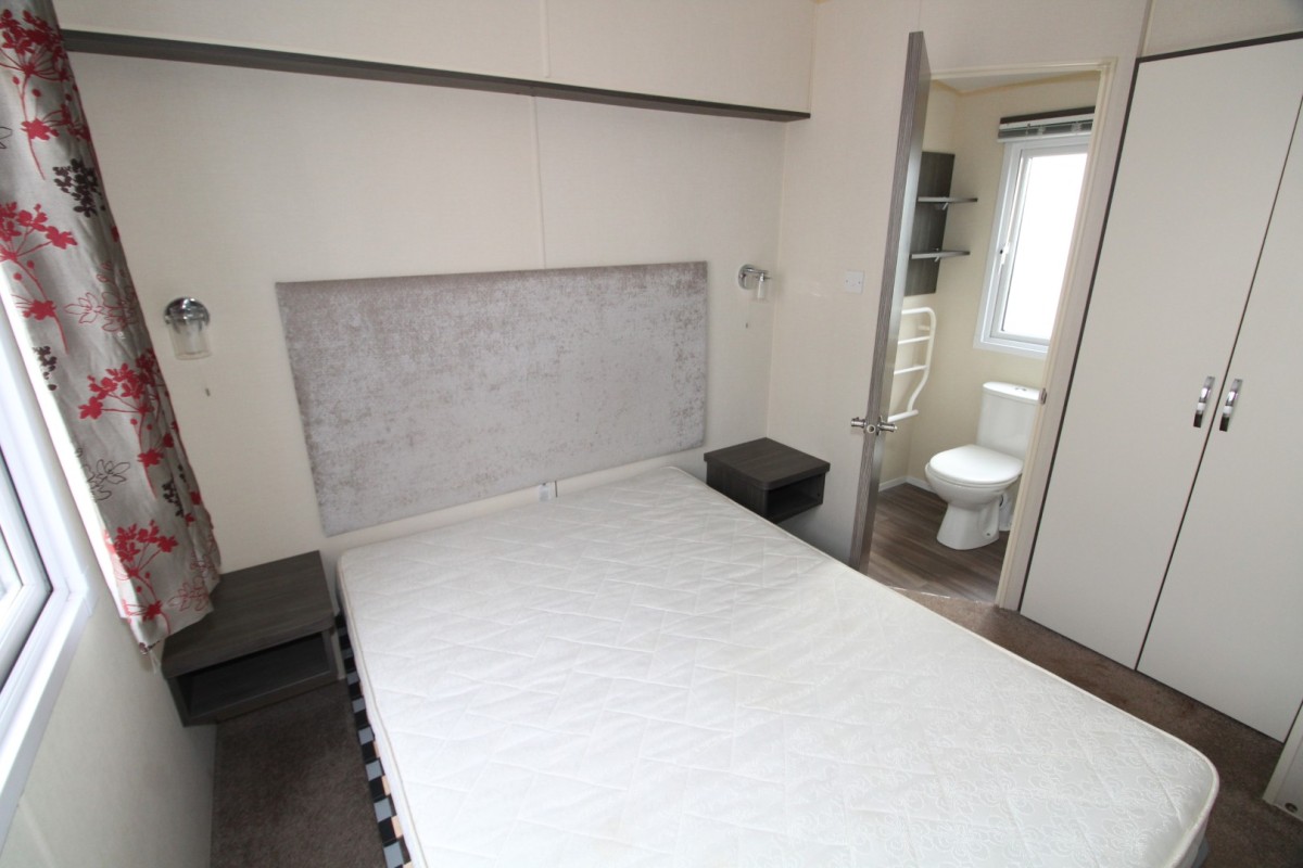 second view of the double bedroom