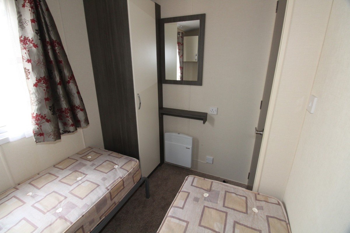 second view of the twin bedroom