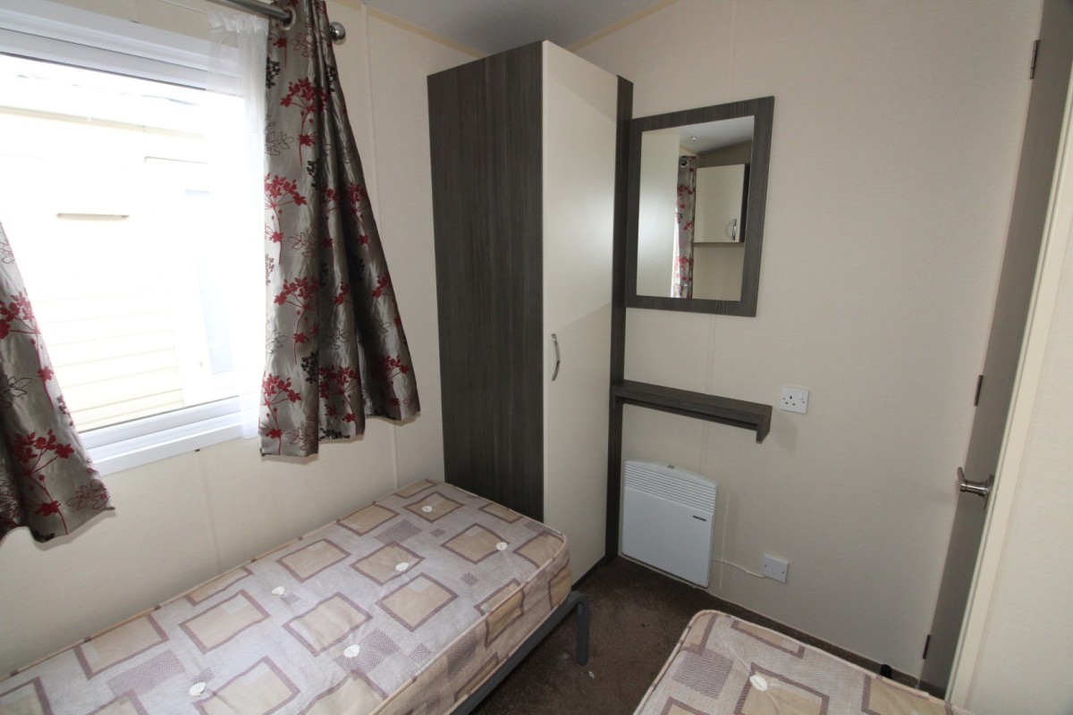 second view of the twin bedroom