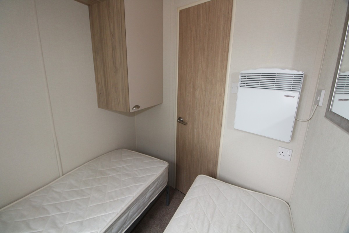 second view of the twin bedroom