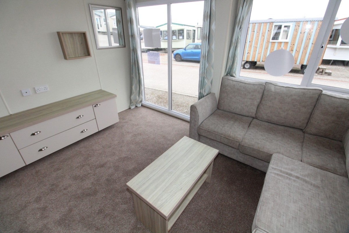 2016 Regal Tempo  lounge area