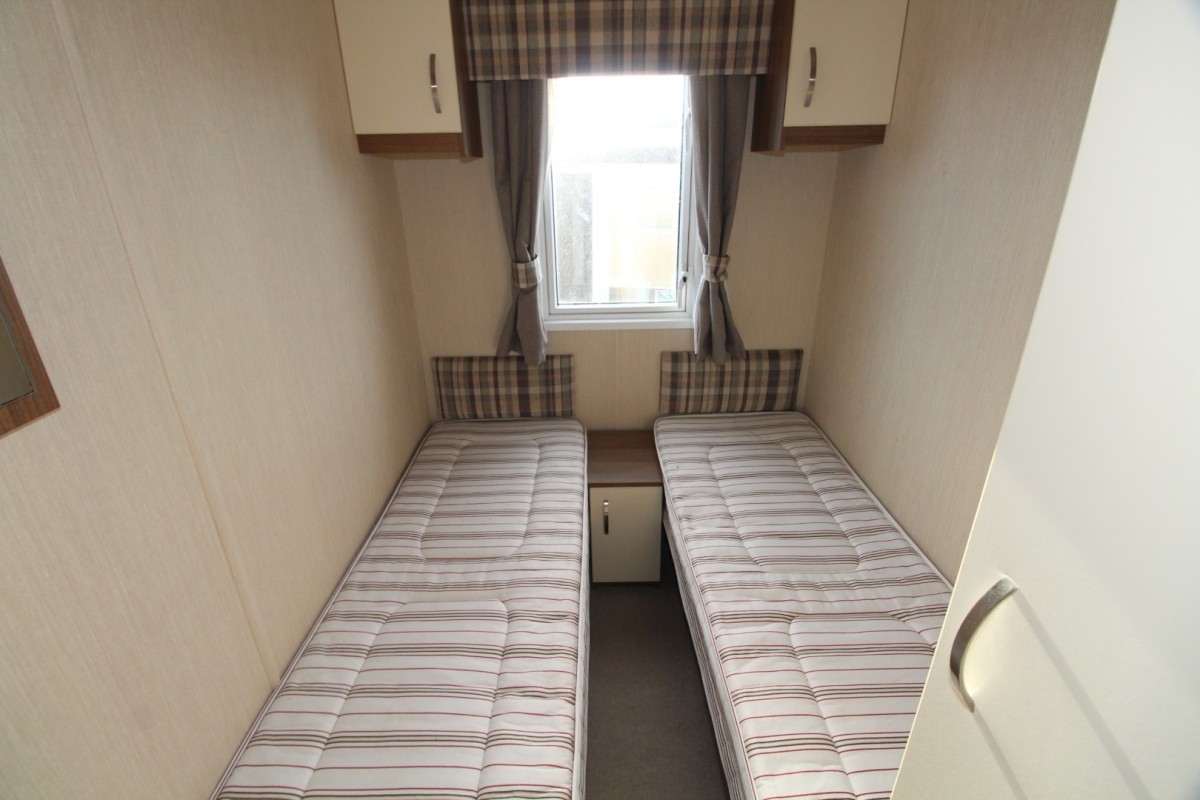2014 ABI Alderley twin bedroom