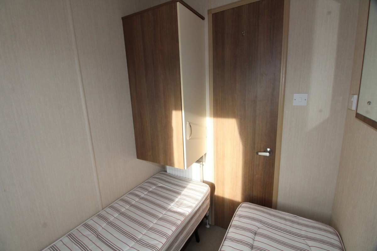 second view of the twin bedroom