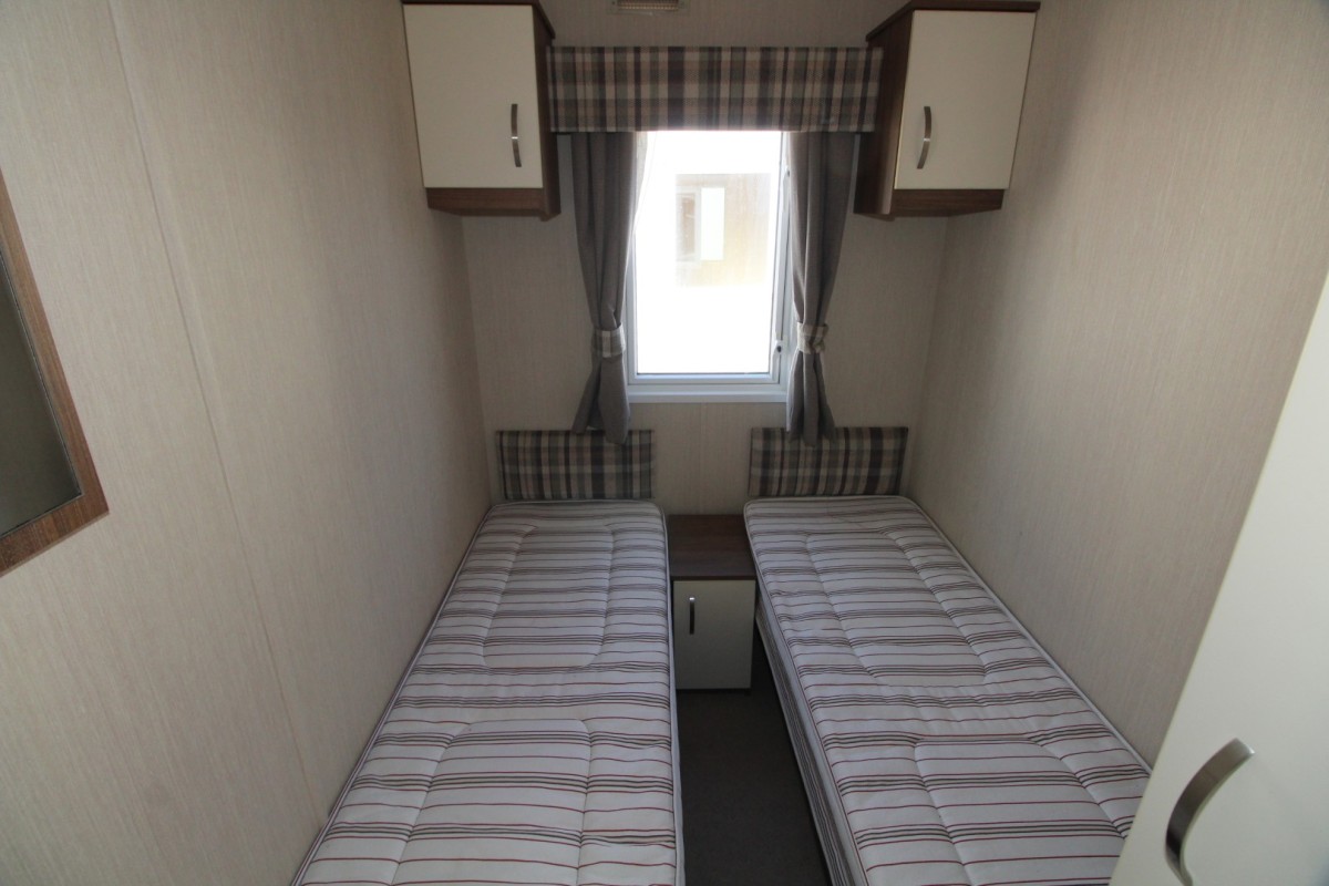 2014 ABI Alderley twin bedroom