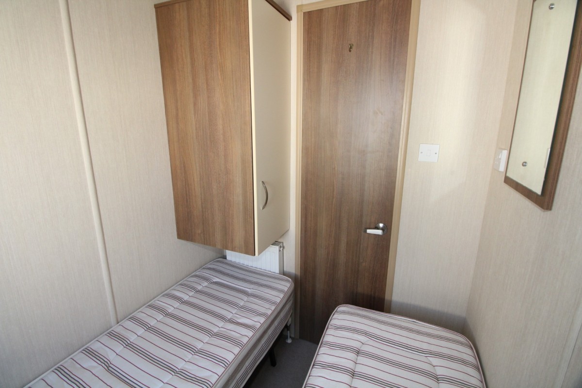 second view of the twin bedroom