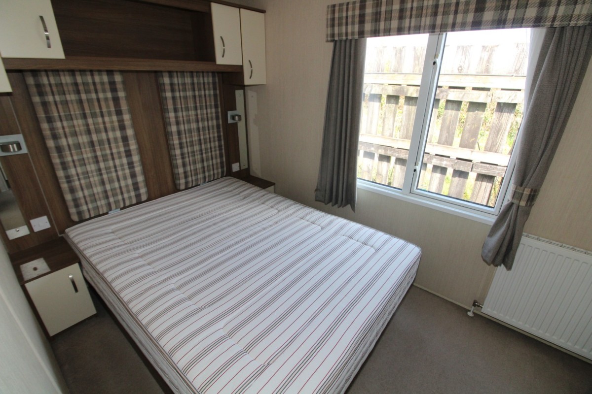 2014 ABI Alderley main double bedroom