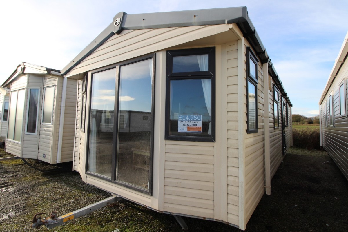 2014 Swift Burgundy 2 bed caravan for sale