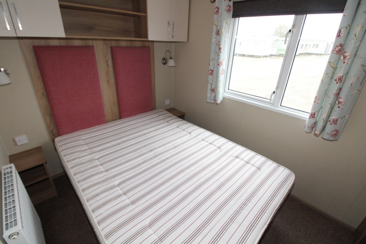 2016 ABI Oakley master double bedroom