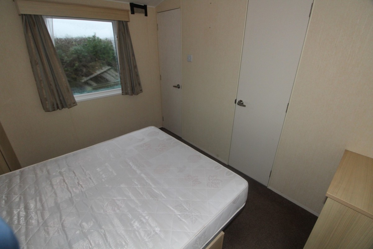 double bedroom with en-suite in the 2013 Atlas Florida