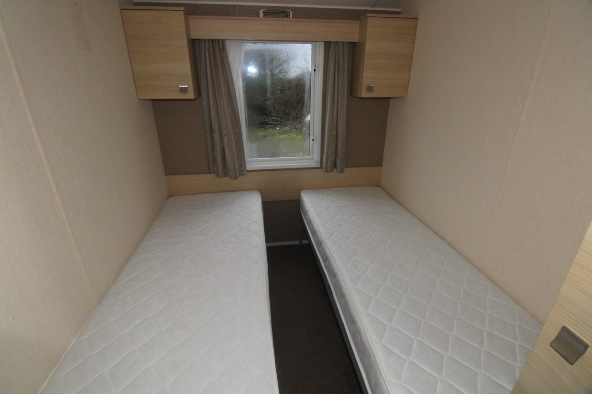 2013 Atlas Florida twin bedroom