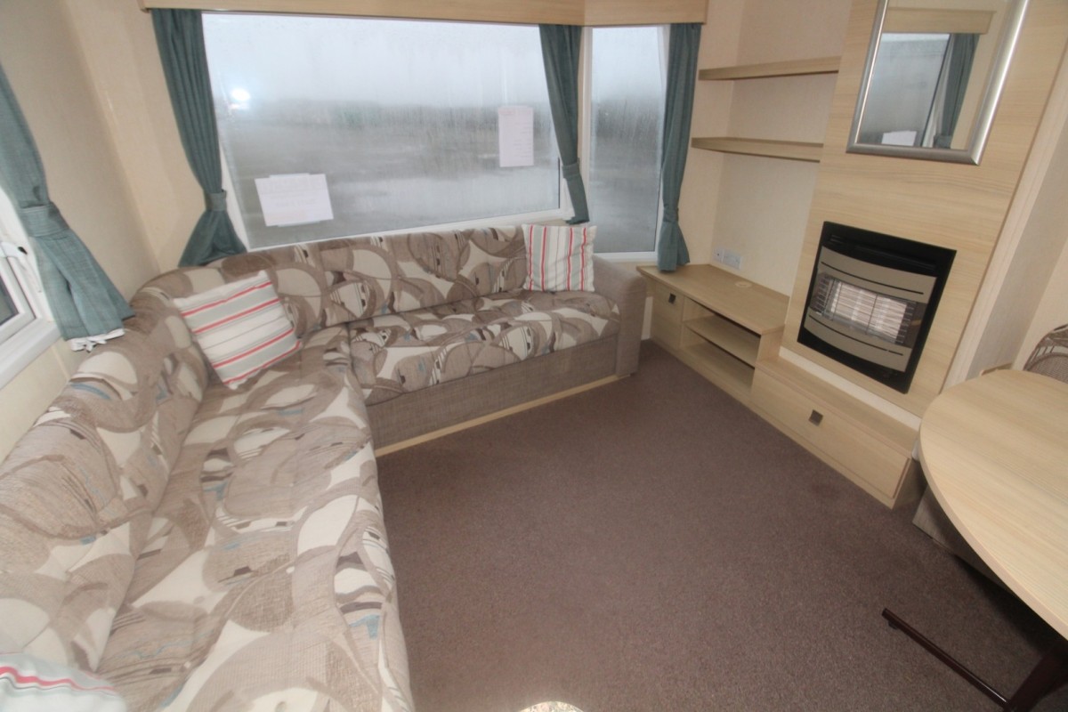 lounge area in the 2013 Atlas Florida