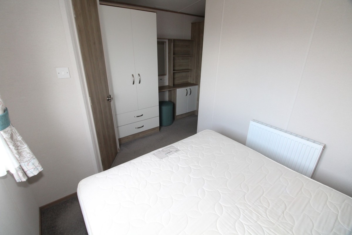 double bedroom with en-suite bathroom in the 2022 ABI Wimbledon