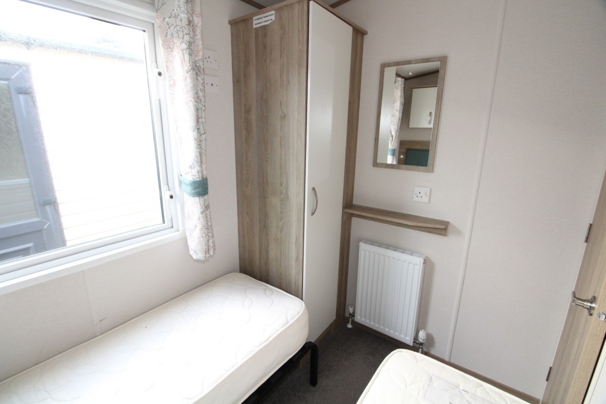 third bedroom with central heating