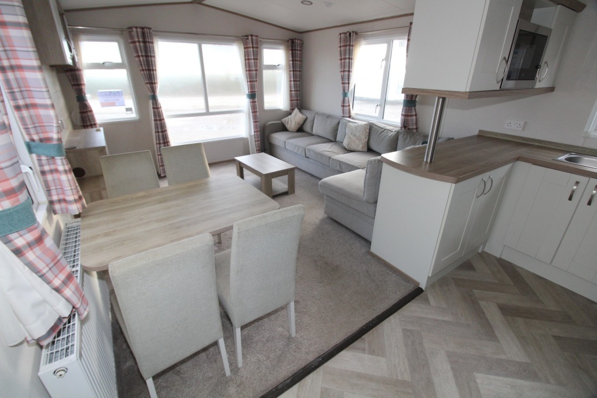 dining area to lounge  in the 2022 ABI Wimbledon