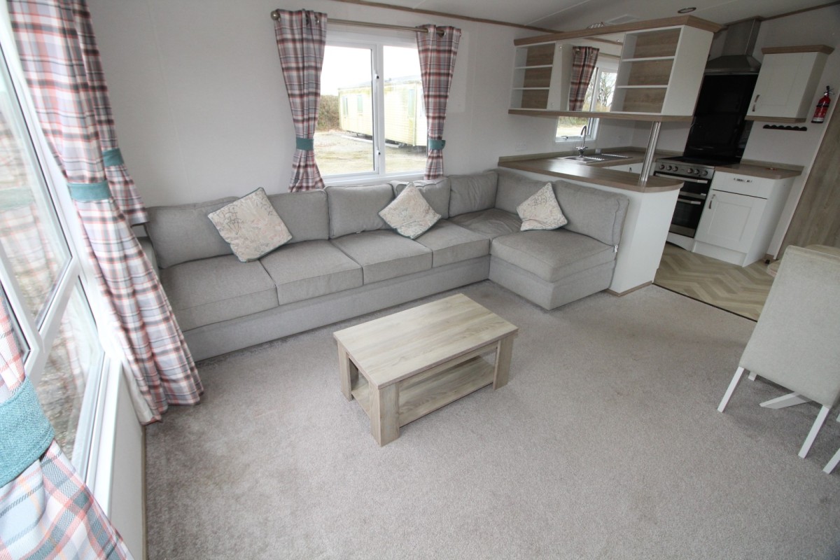 lounge to kitchen in the 2022 ABI Wimbledon