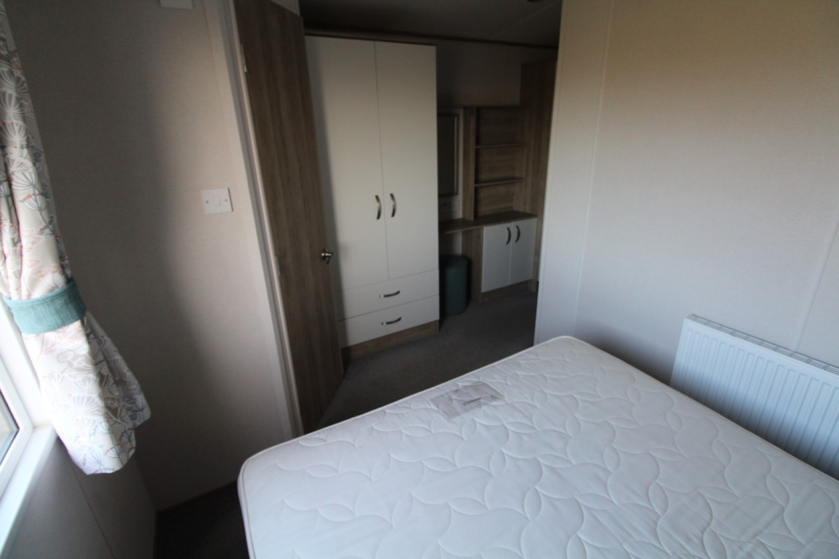 wardrobes in the 2022 ABI Wimbledon double bedroom