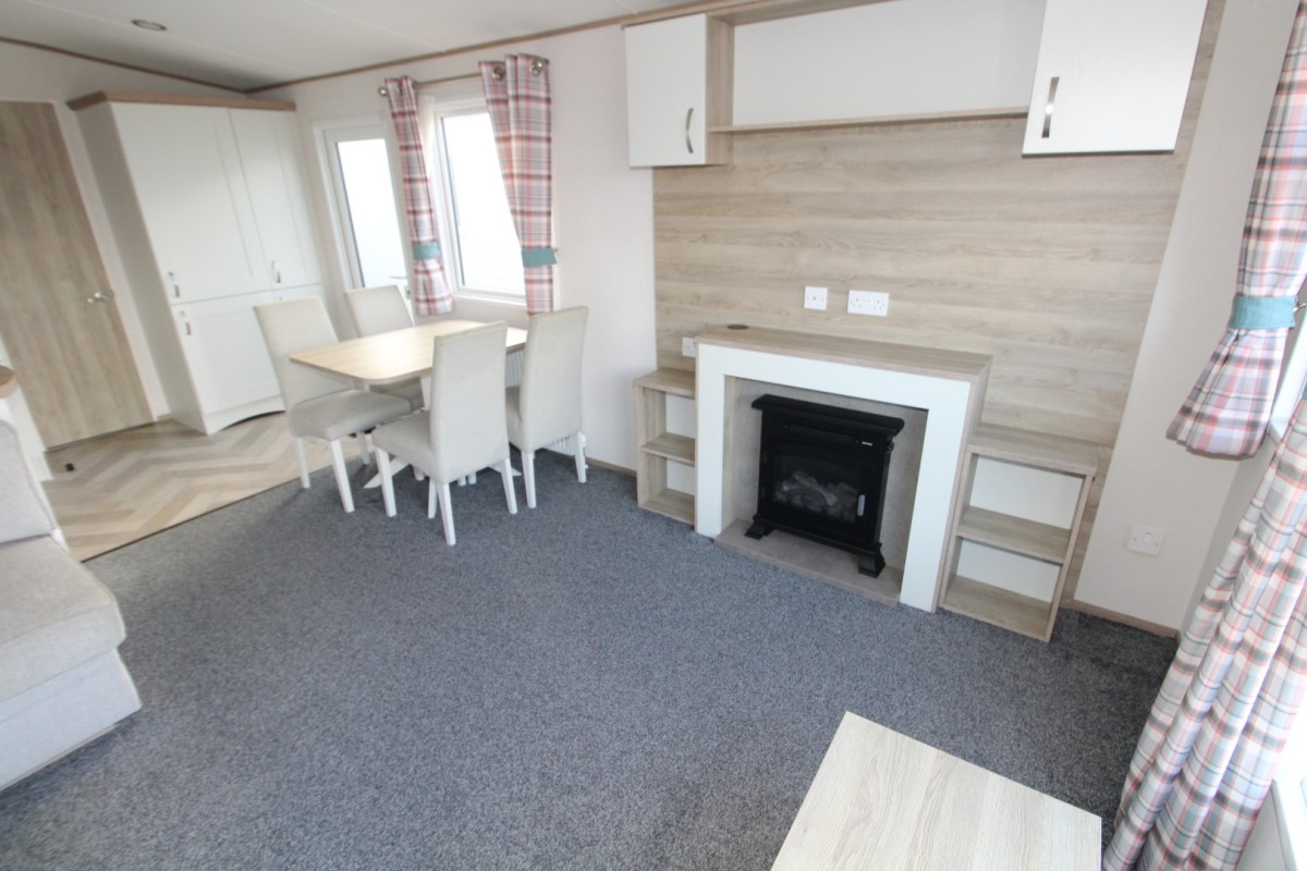 2022 ABI Wimbledon lounge to dining area