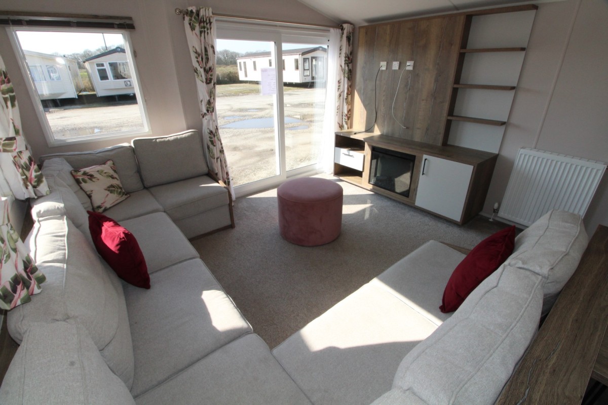 2022 Atlas Sahara Lounge