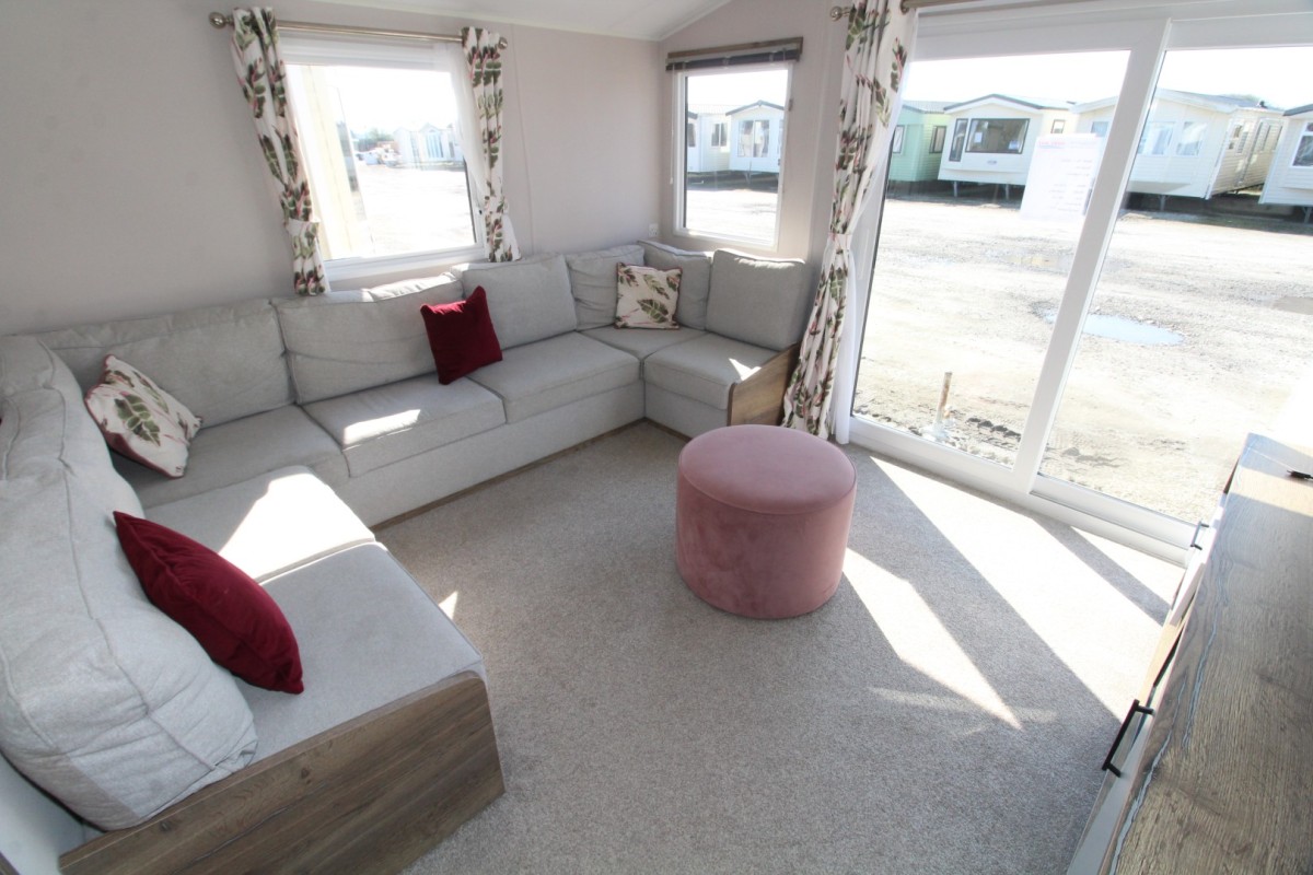 2022 Atlas Sahara Lounge second view