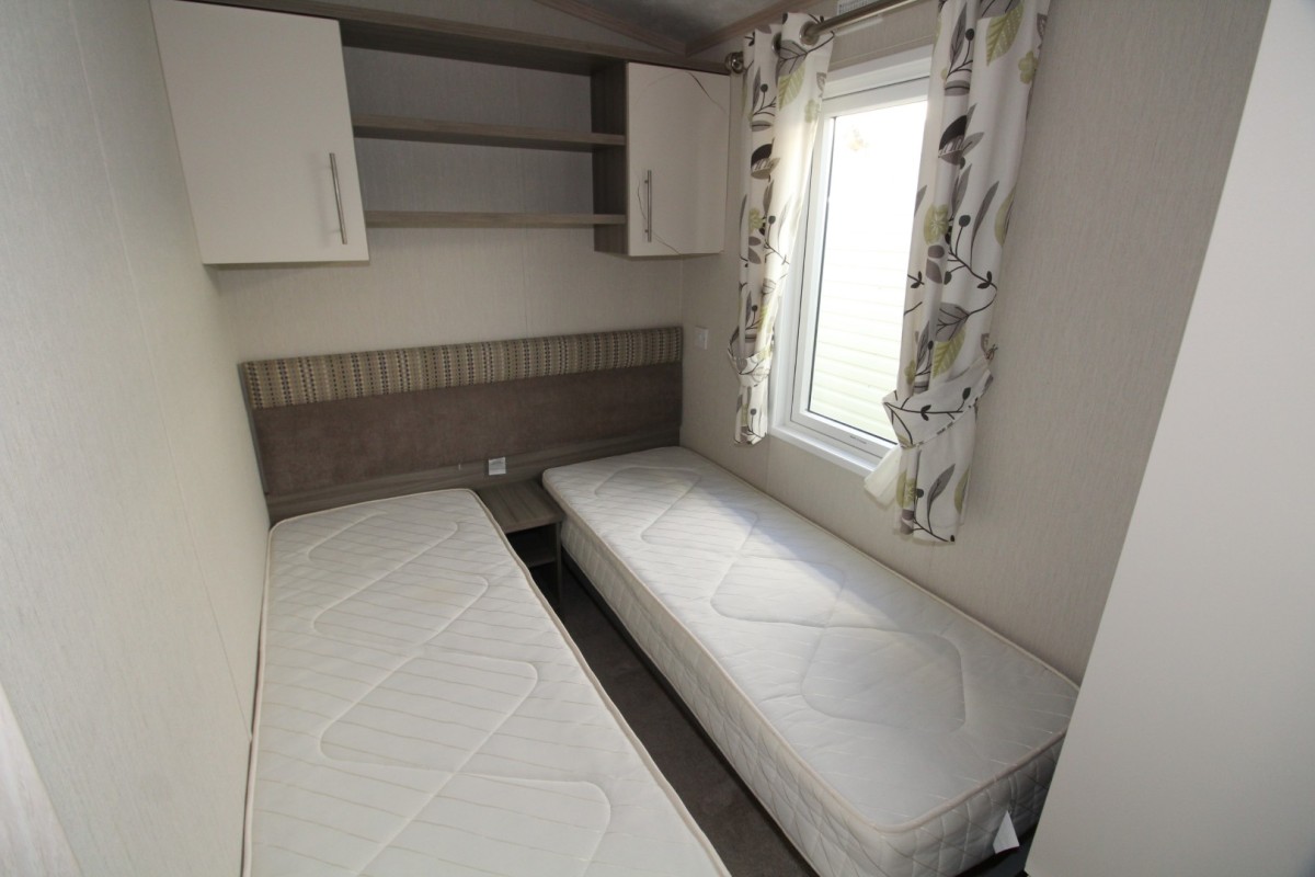 2015 Pemberton Marlow twin bedroom