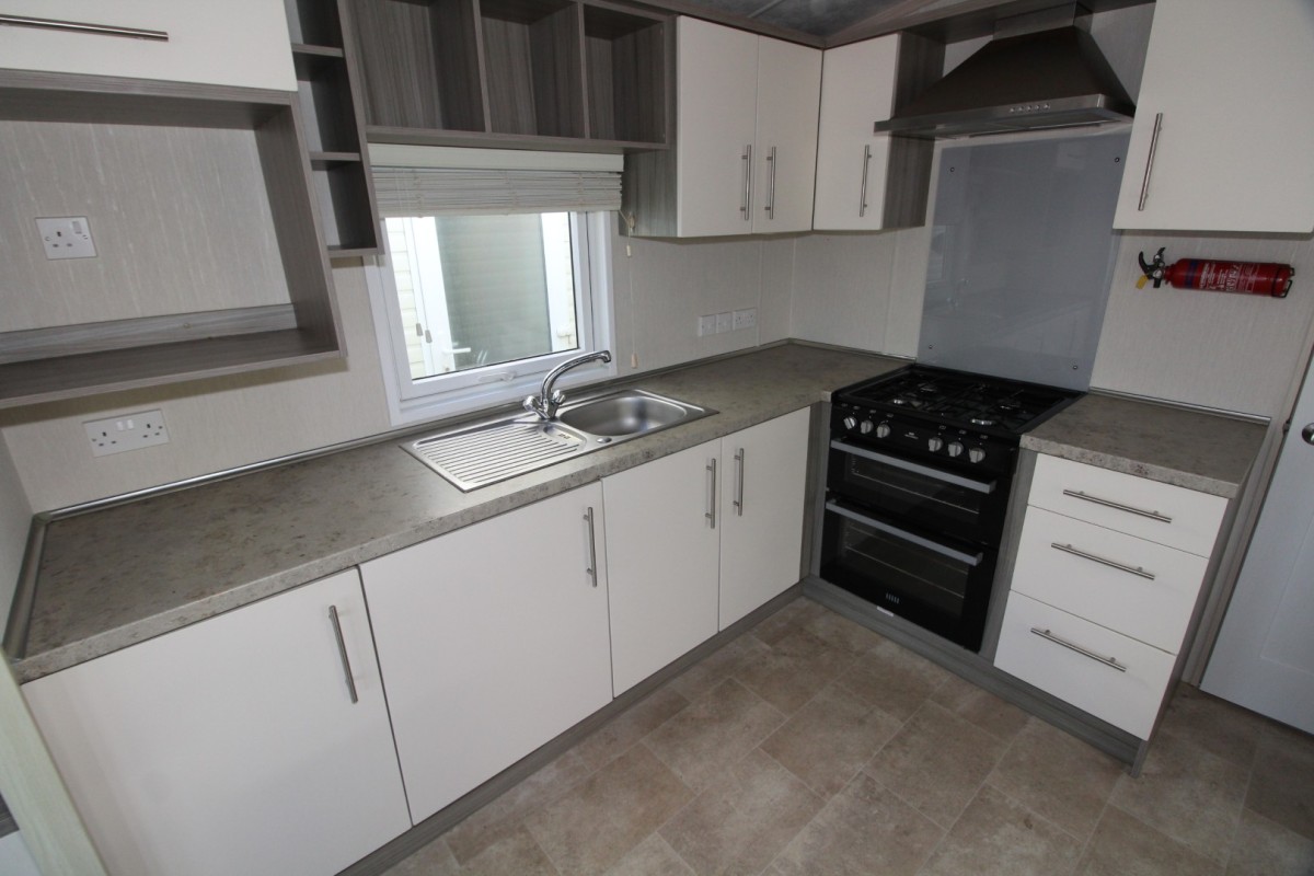 modern kitchen with oven in the 2015 Pemberton Marlow
