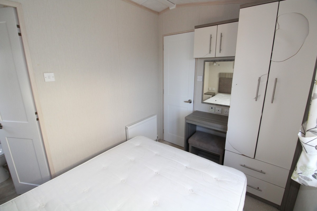 second view of the double bedroom