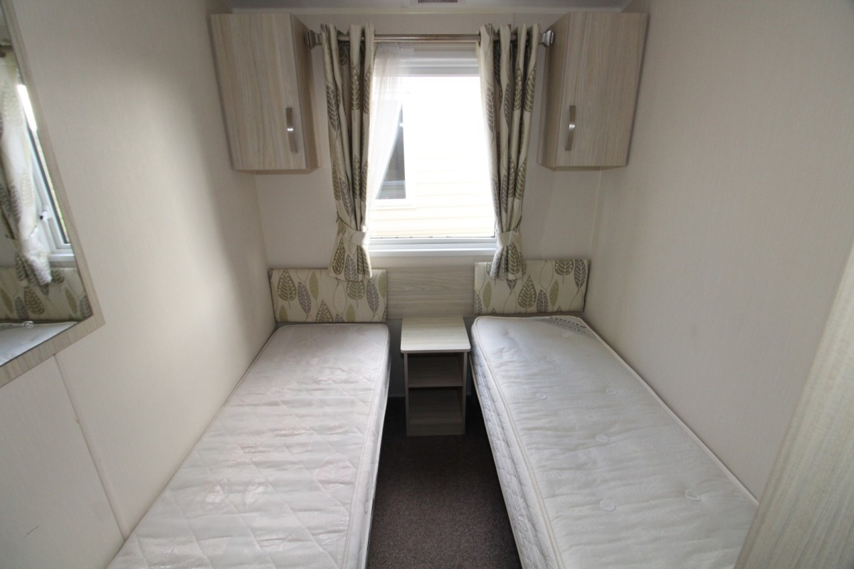 2016 Willerby Rio Premier twin bedroom