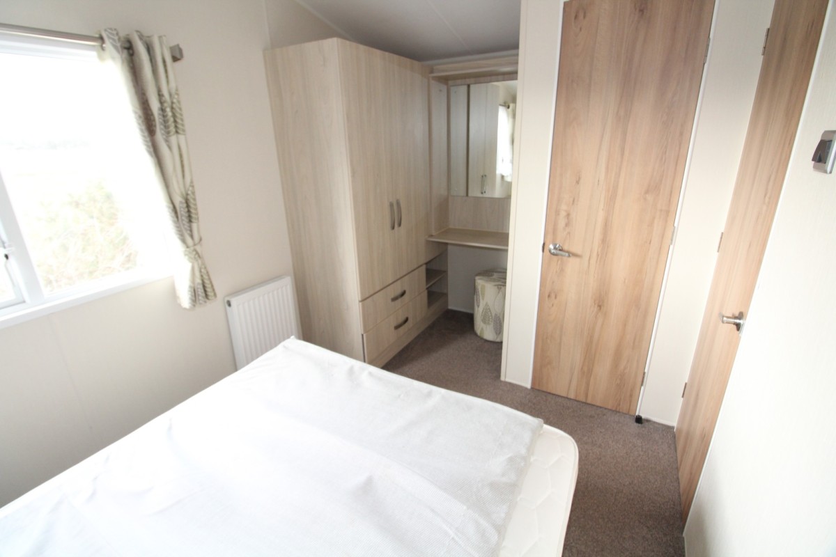 2016 Willerby Rio Premier double bedroom with wardrobes