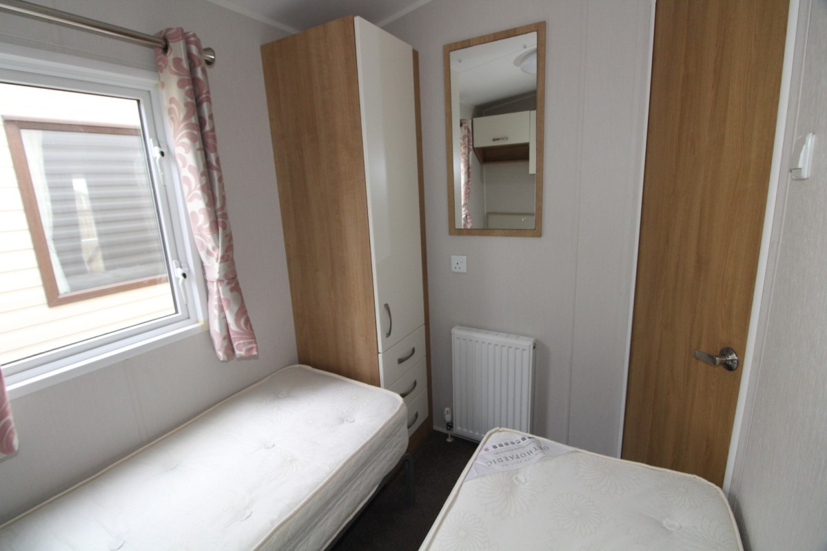 third bedroom with wardrobe