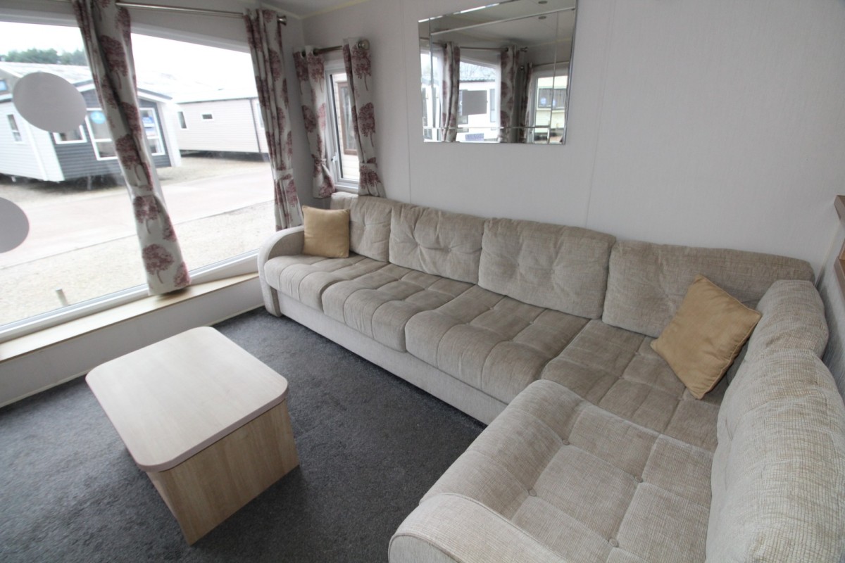 2016 Willerby Sierra lounge with sofas