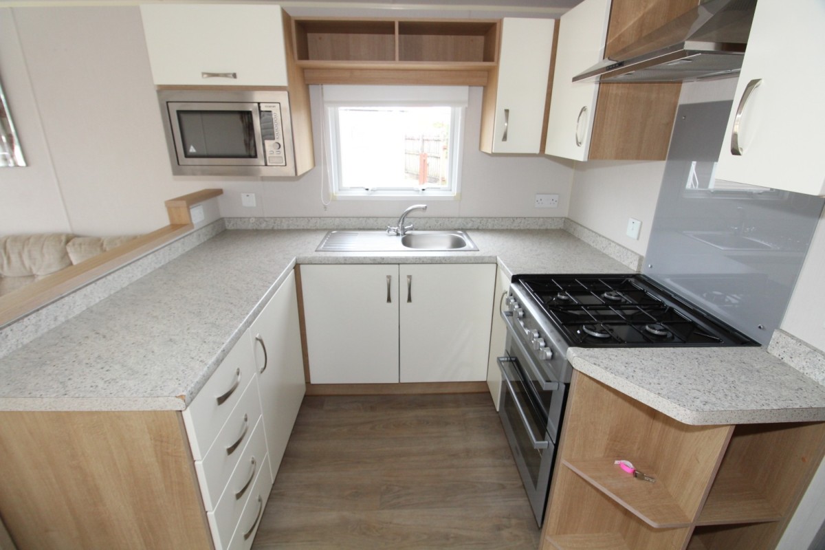 u shaped kitchen in the 2016 Willerby Sierra