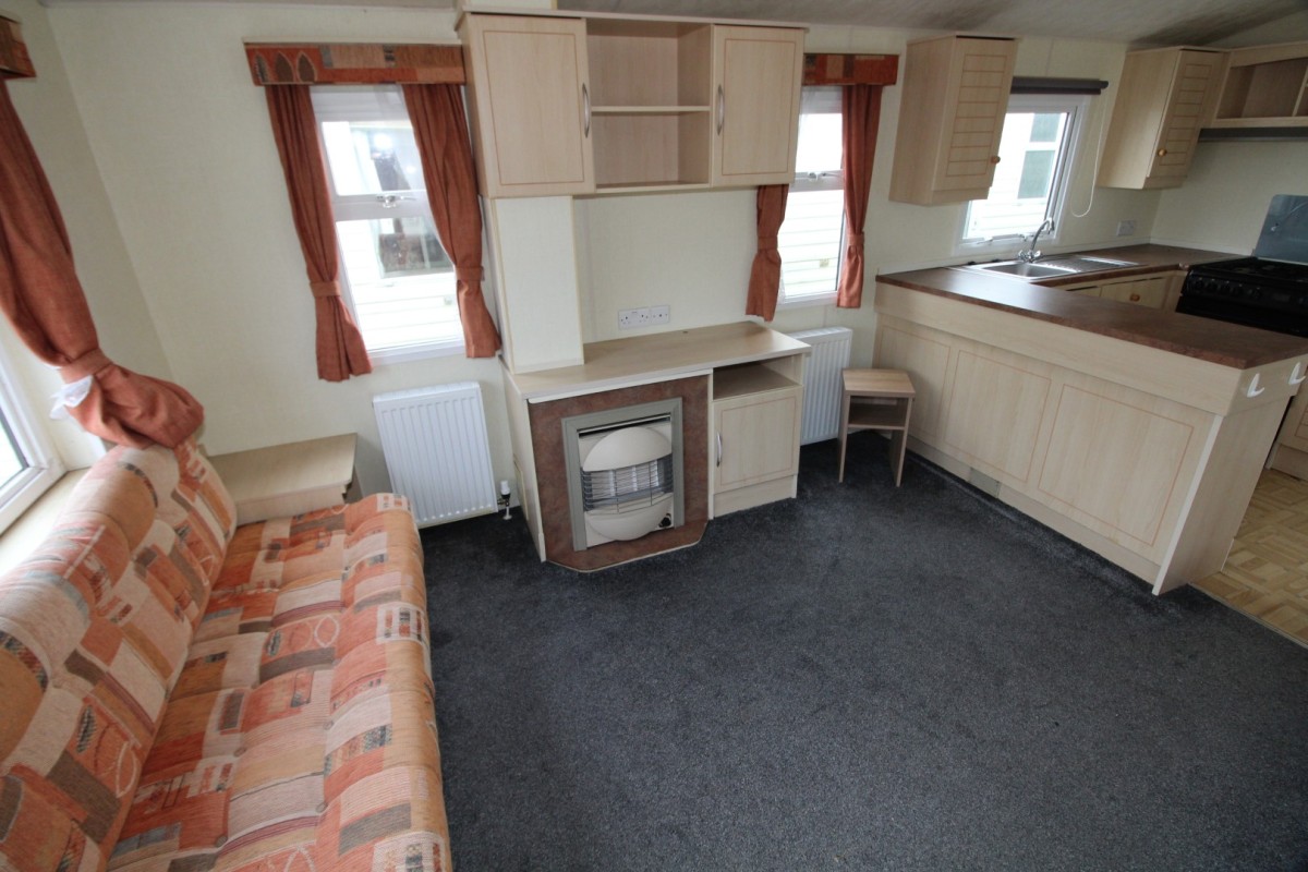 open plan living space in the 2007 Atlas Mirage